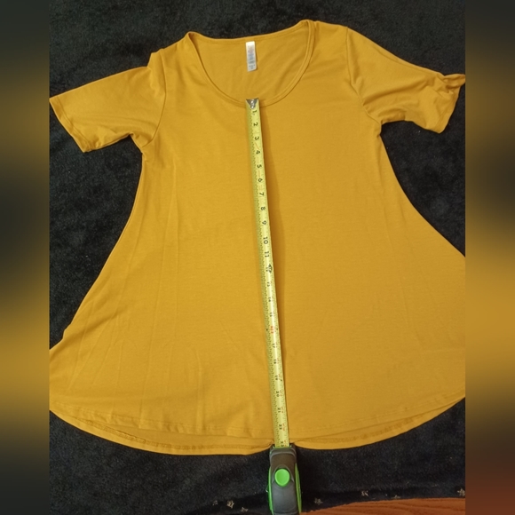 🤍 EUC LuLaRoe Yellow Short Sleeve Tunic Top Size XS - Picture 4 of 5